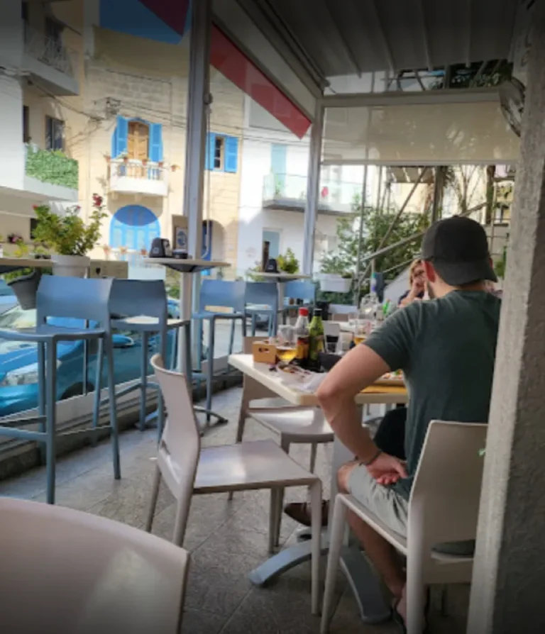 RESTYLE CAFE by SWIEQI