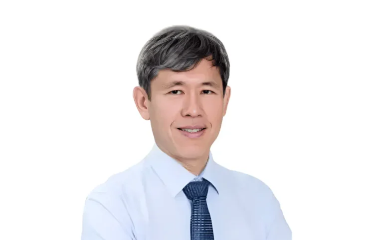Dr Lawrence Ang