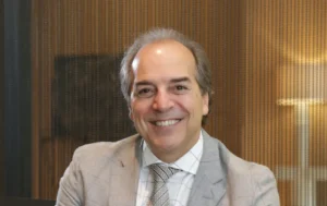 Dr Marco Faria Correa
