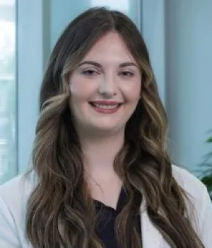 Alexandra Lisa Hof, FNP