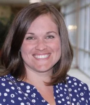 Kamealya Leah Farrell, FNP