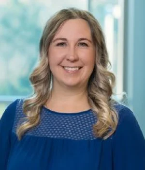 Sara Marie-White Noennig, LCSW