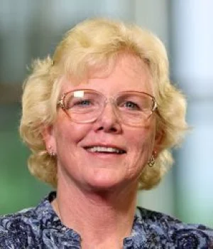 Carolyn Downs Hoekstra, MD